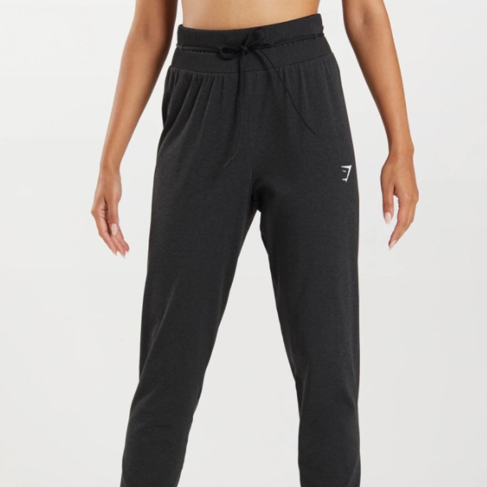 Gymshark Vital Seamless 2.0 Joggers - Black Marl- Large